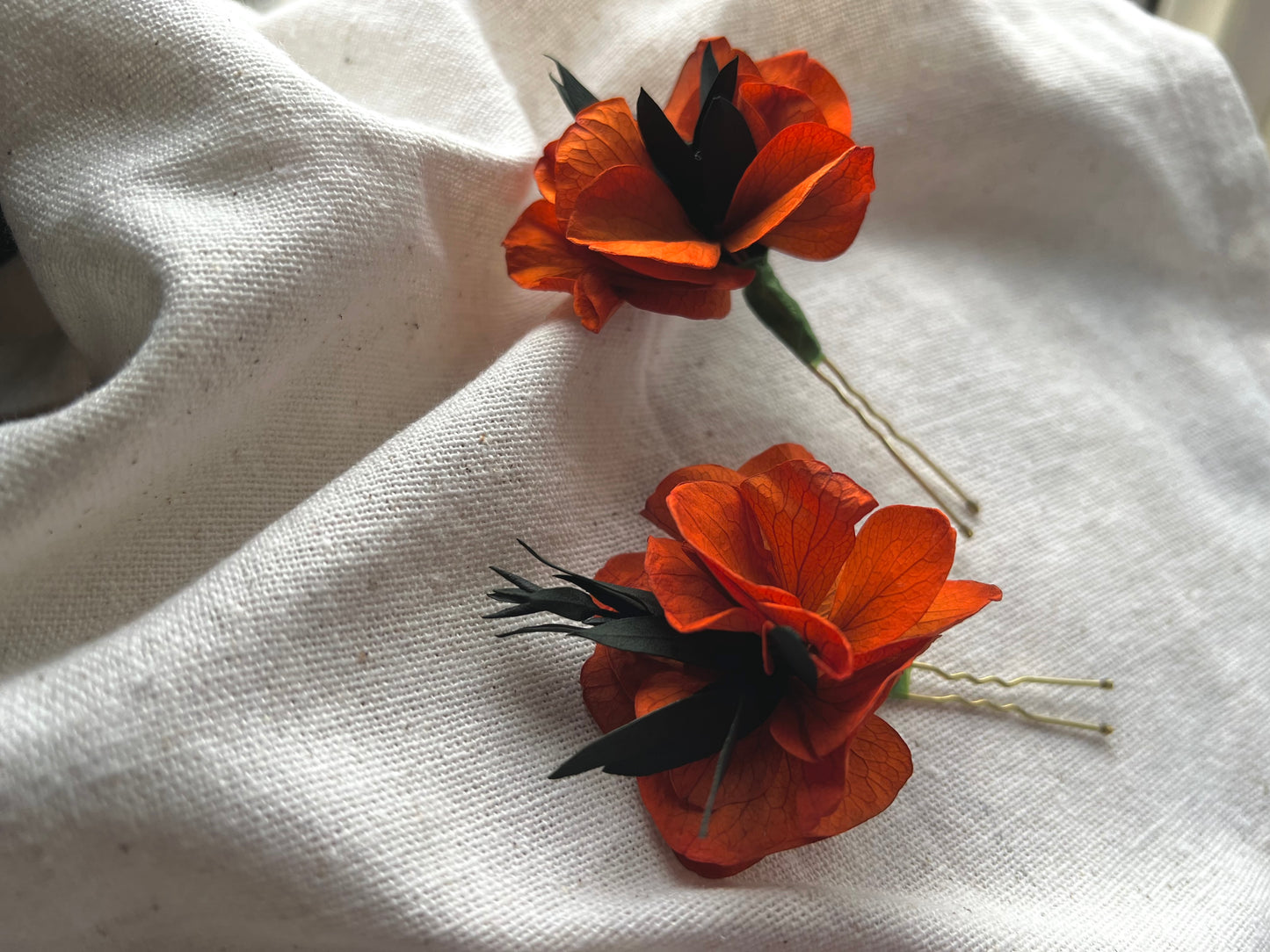 Terracotta Orange Floral Hair Pins, Autumnal Dried Flower Hair Pins, Orange and Green Wedding Hair Pin Set