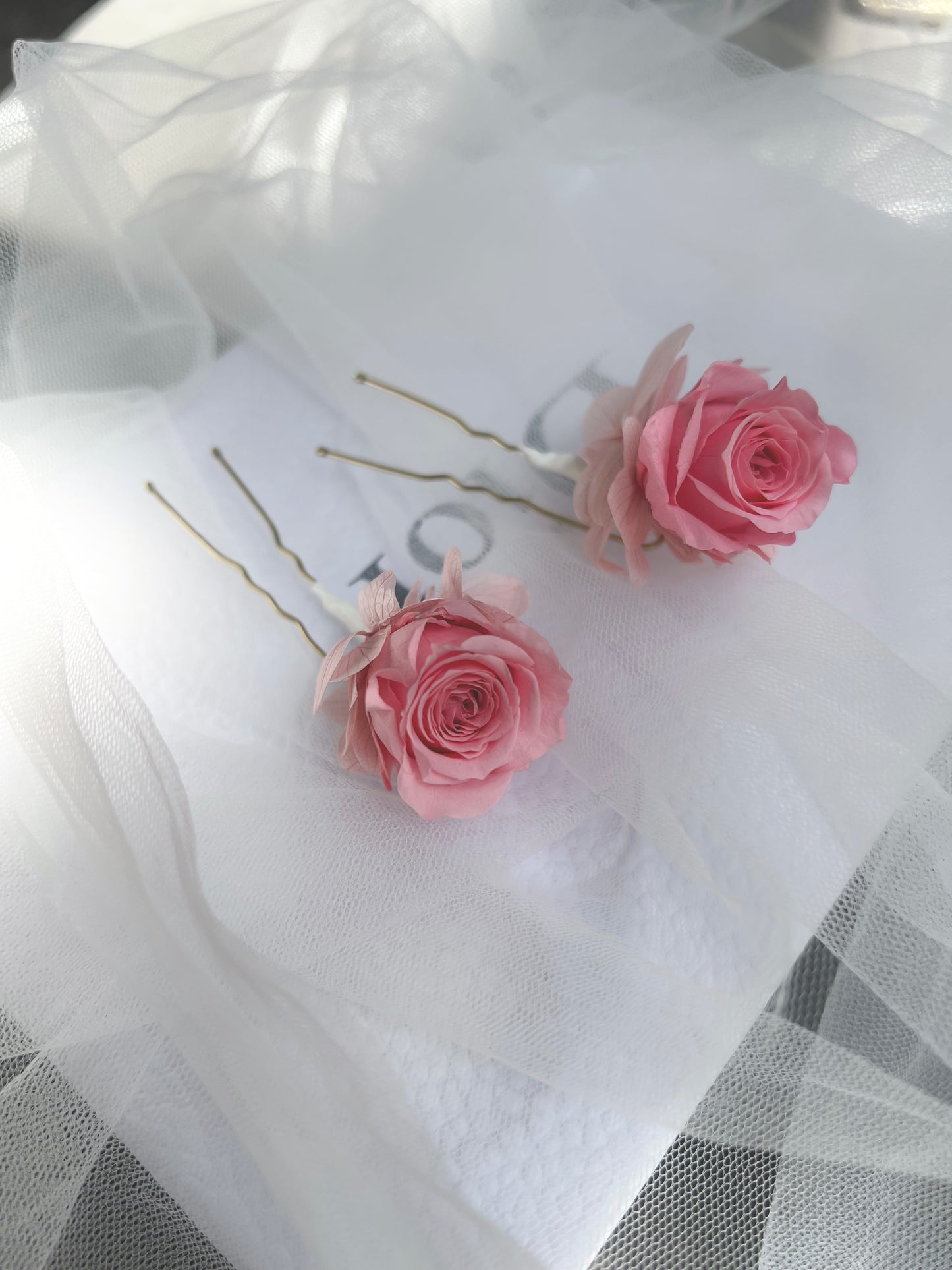 Bright Pink Floral Hair Pins, Mini Rose Hair Pin for Hair Bun, Dried Floral Hair Accessories, Pink Hydrangea Headpiece, Wedding Flower Hair Accessories