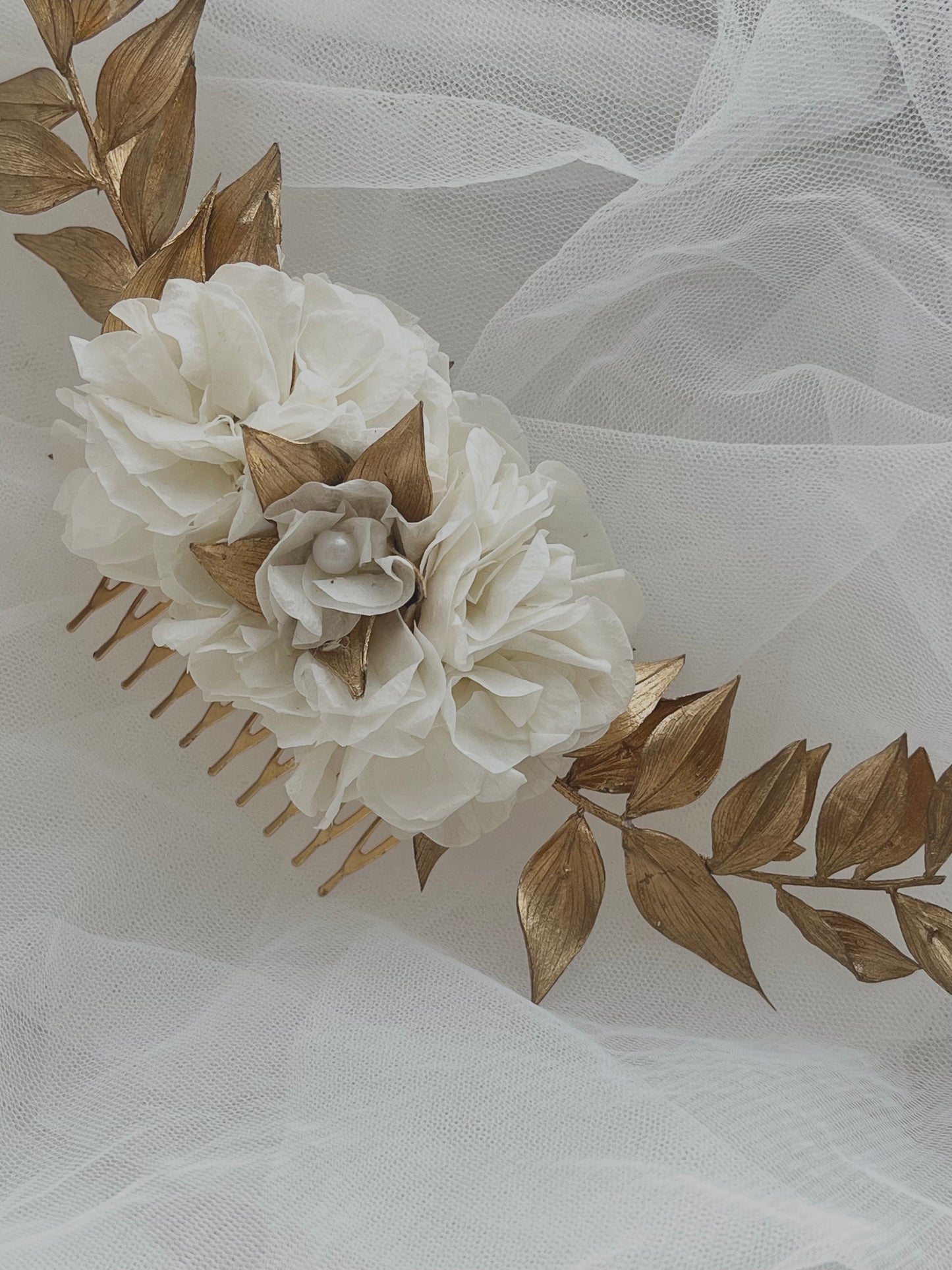 White and Gold Floral Comb for Wedding