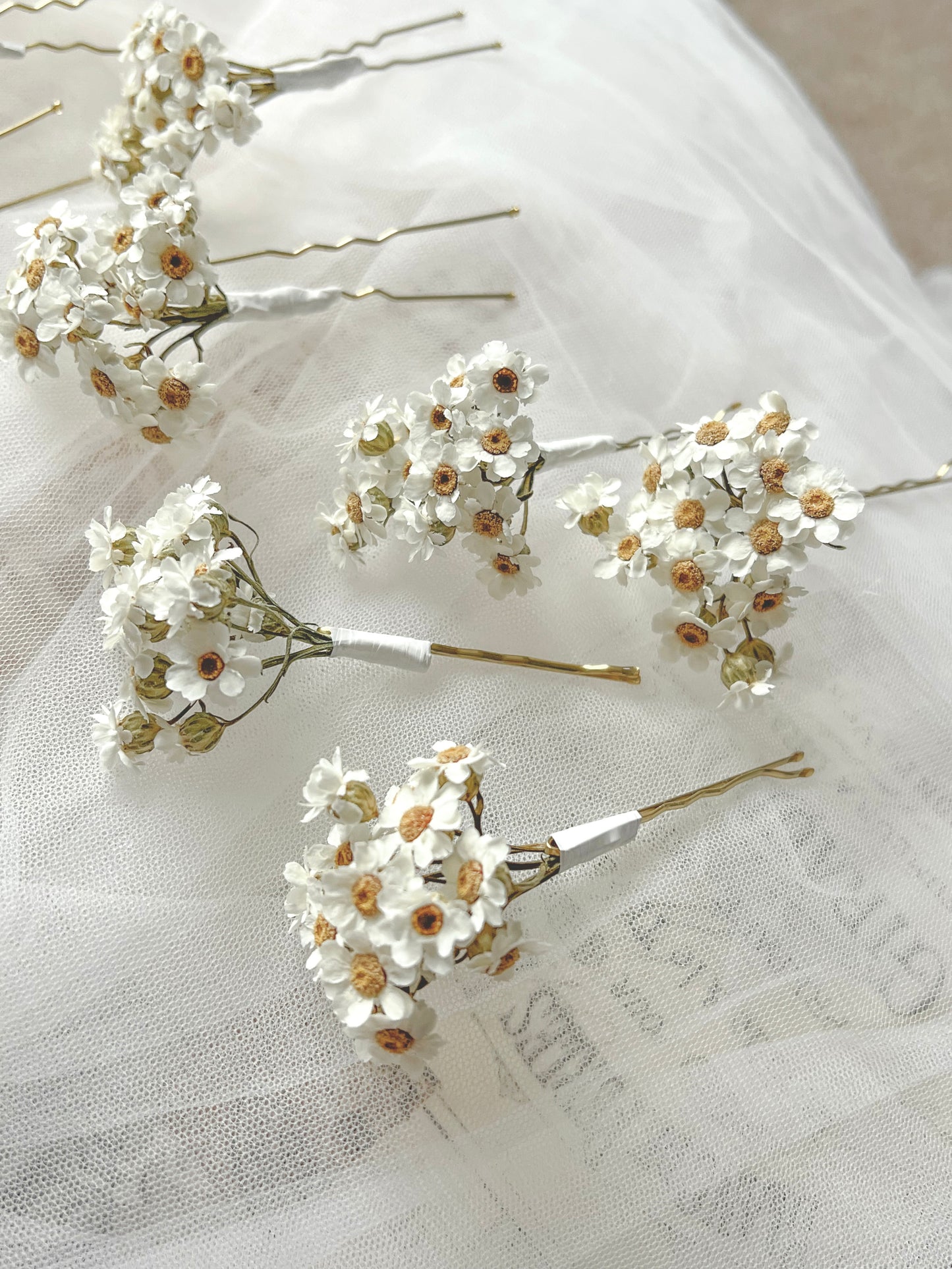 Dried Daisy Headband, White Daisy Floral Tiara, Dried Mini Daisy Flower Crown, Dried Flower Crown