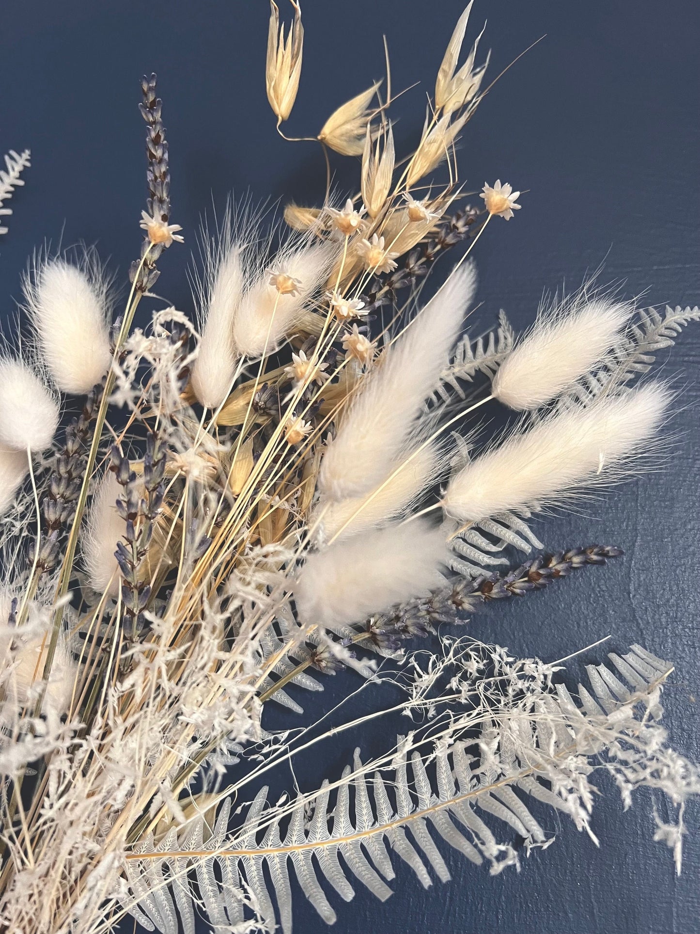 Bohemian Dried Flower Arrangement, Boho Style Minimal Floral Arrangement, Wild Look Dried Flower Bouquet in Ivory and Earthy Colours