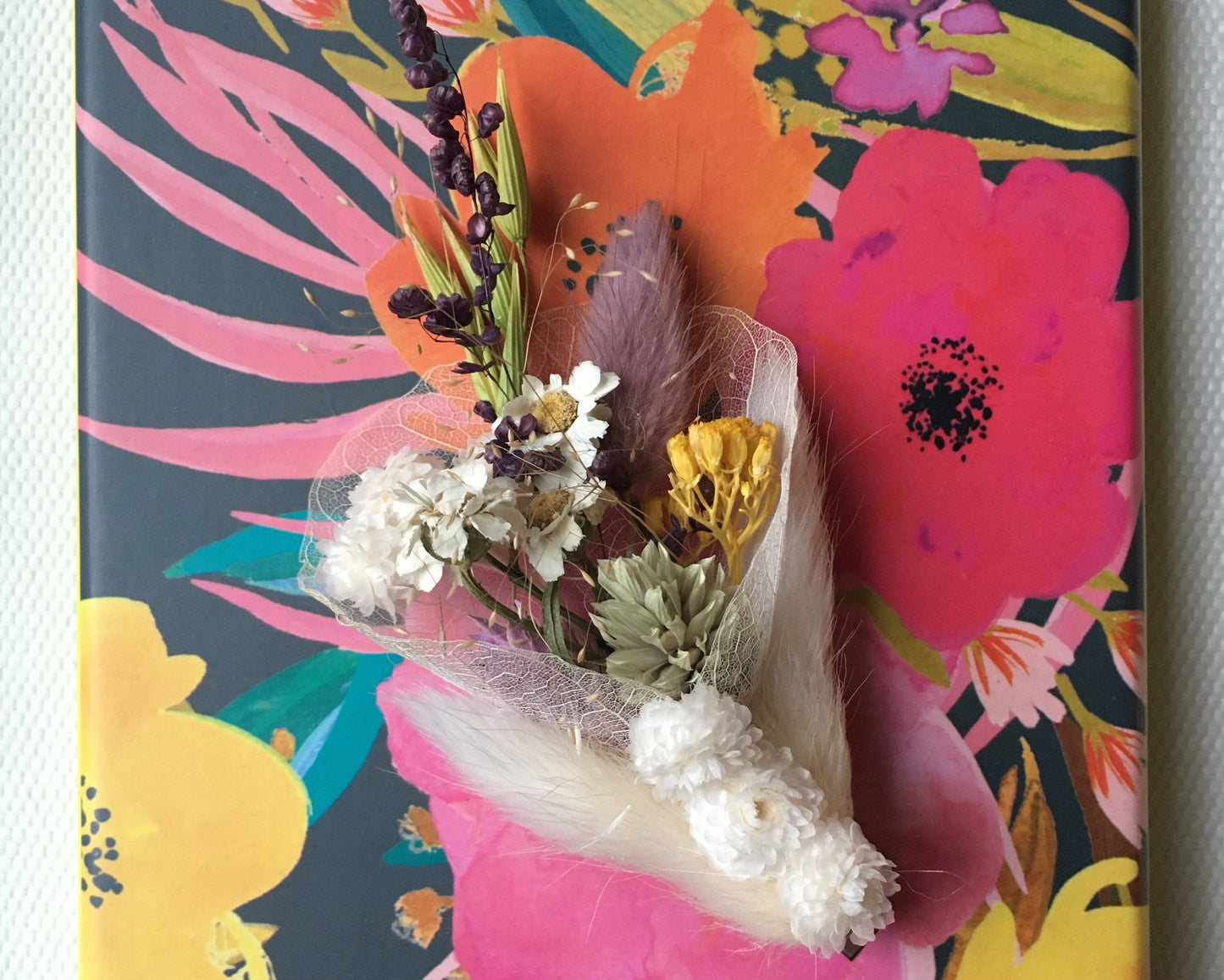 Handmade Flower Hair Clip UK, Pastel Floral Hair Clip, Dried Flower Ivory Hair Piece, Bohemian Bridal Hair Accessories, Unique Design Gift
