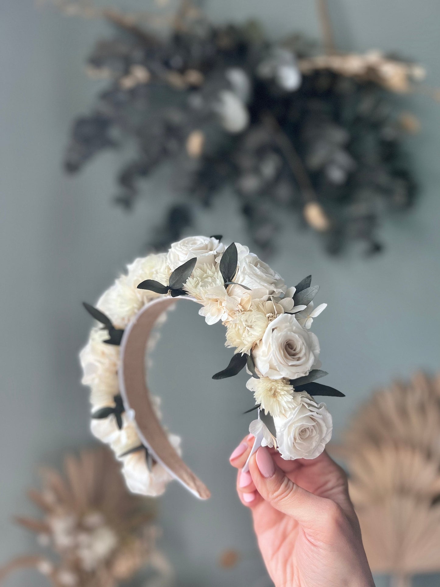 White and Green Boho Wedding Hair Piece, Romantic Bridal Everlasting Rose Greenery Flower Tiara, Wedding Hair Accessories Eucalyptus