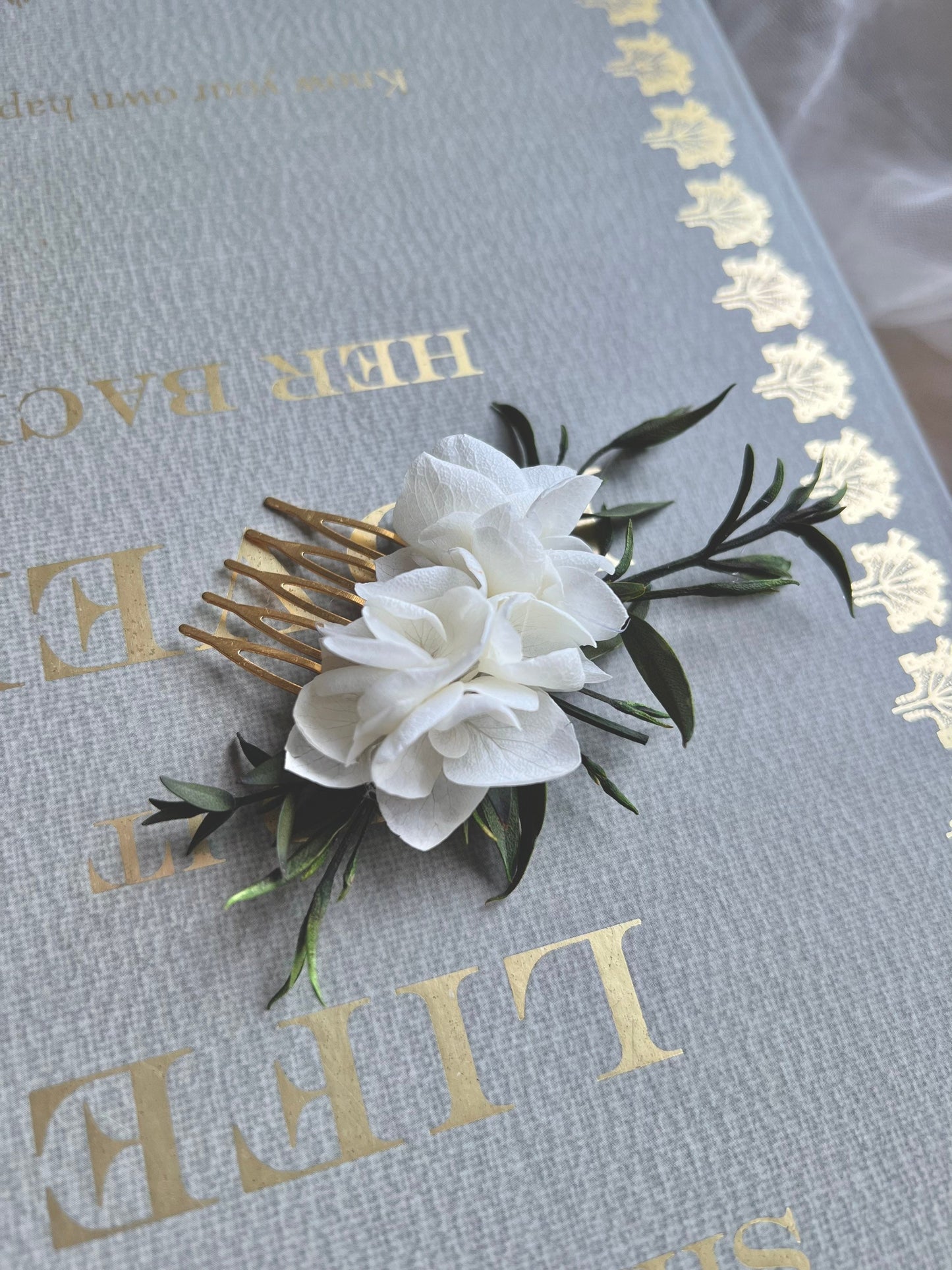 Bohemian Eucalyptus White and Green Wedding Comb, Bridal Flower Hair Piece, Preserved Dry Flower Comb Gold
