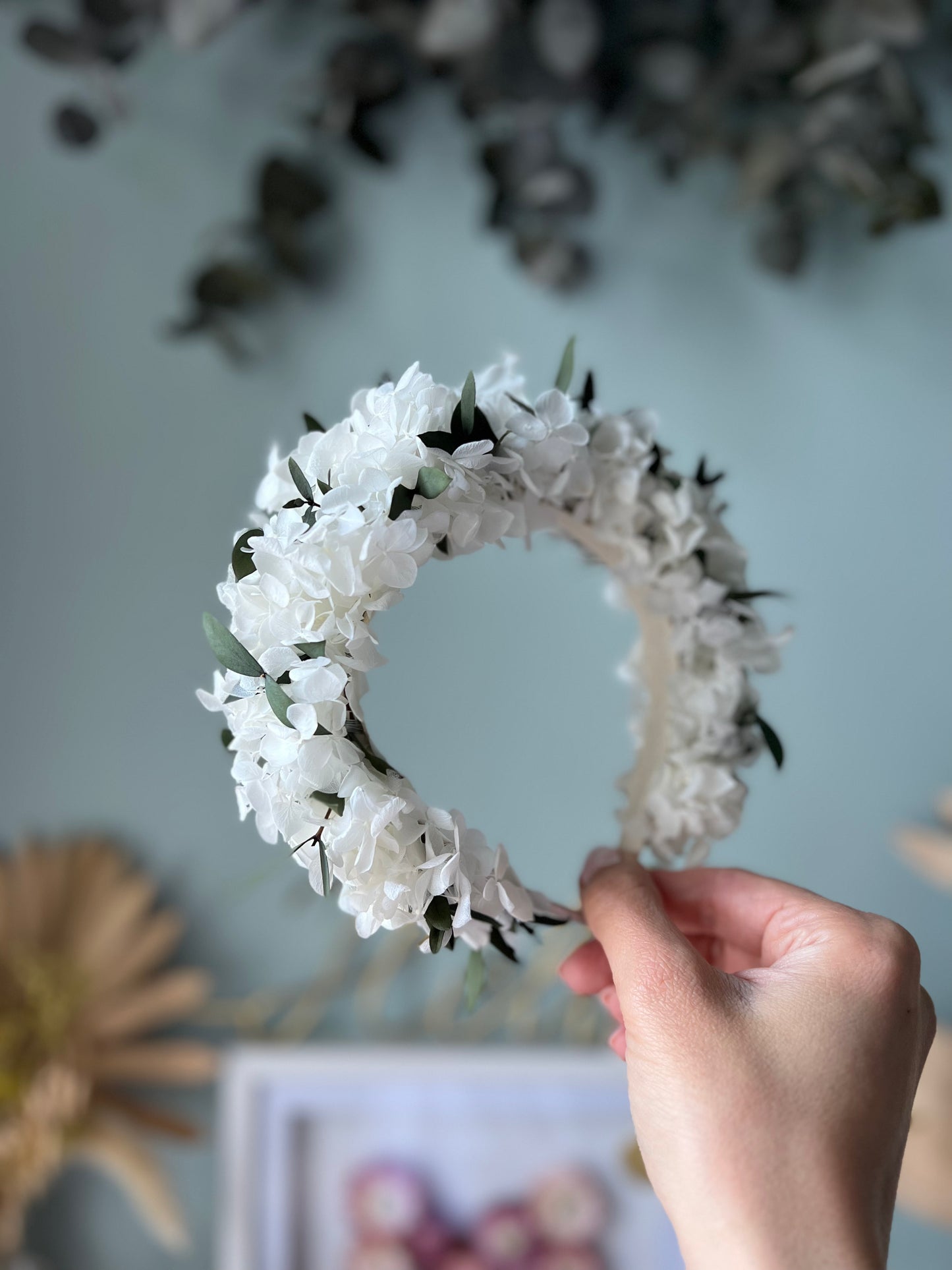 White And Green Modern Bridal Wedding Hair Piece, Minimal Ivory Greenery Flower Crown for Brides Flower Girl Accessories, Floral Headband