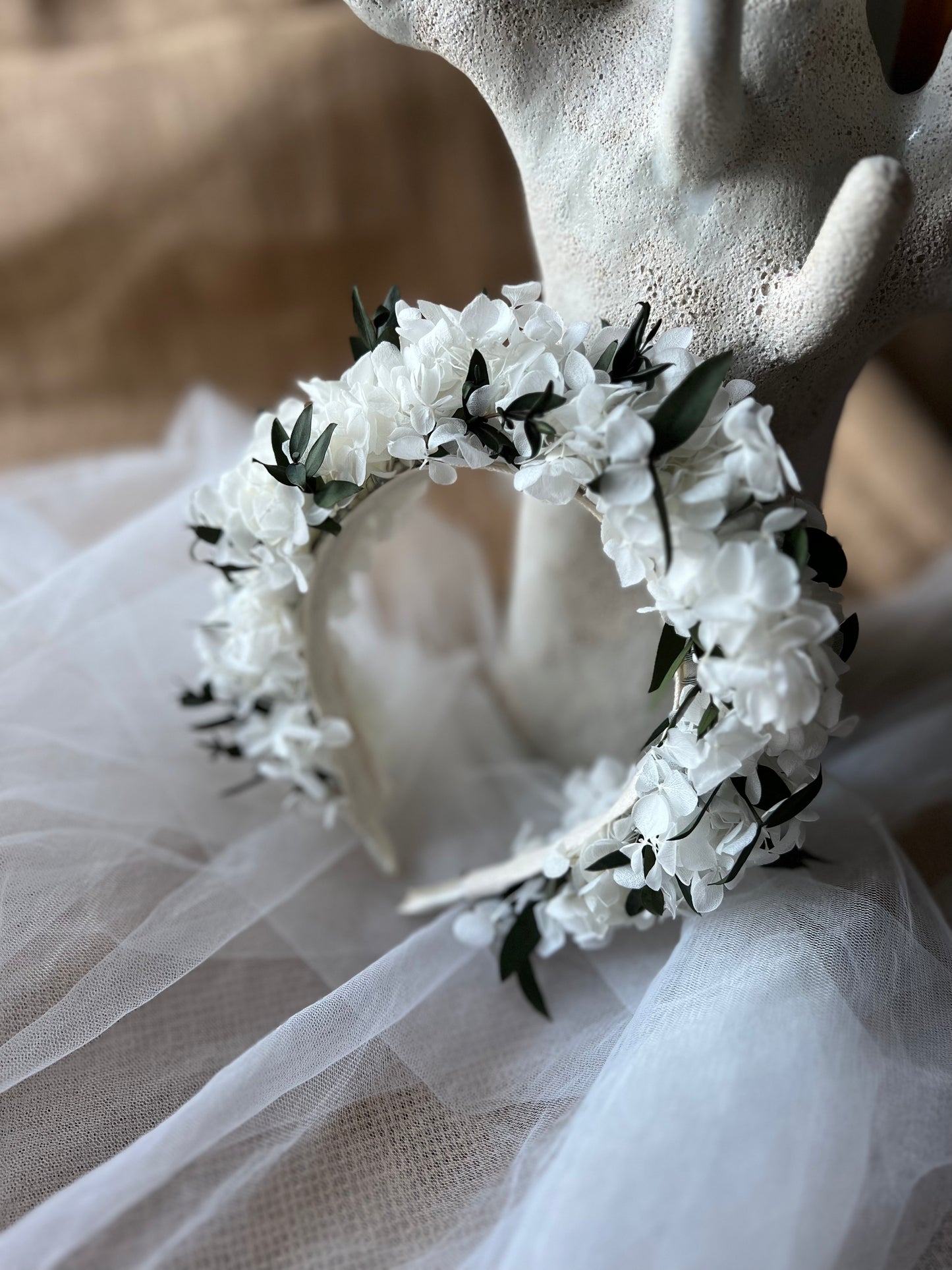 White And Green Modern Bridal Wedding Hair Piece, Minimal Ivory Greenery Flower Crown for Brides Flower Girl Accessories, Floral Headband