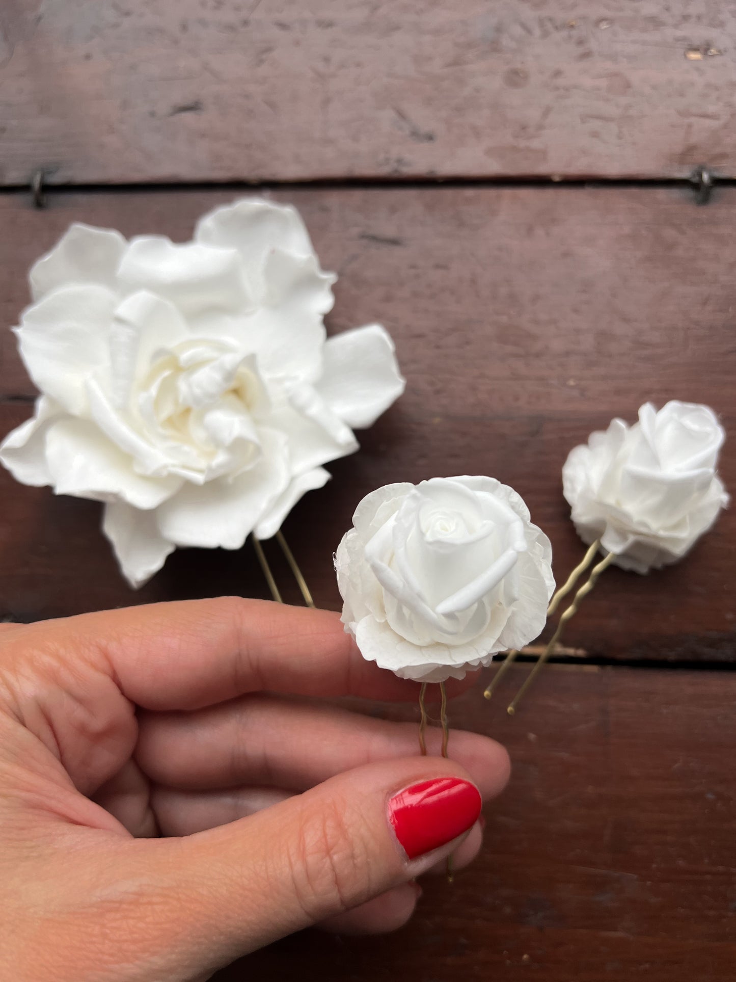 Preserved Gardenia Hair Pin, Boho Bridal Rose Hair Pins, Wedding Hair Dried Floral Hair Piece, White Roses Hair Pin, Real Flower Wedding Hair Accessories Handmade UK