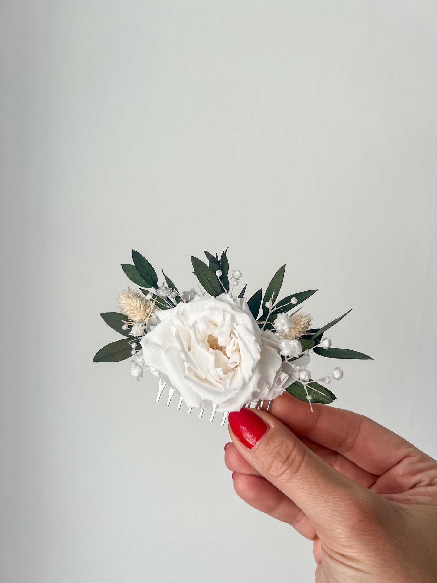 Wedding Hair Accessories, Bridal Dried Flower Comb with French Garden Rose, Babys Breath Gypsophila and Eucalyptus Leaves