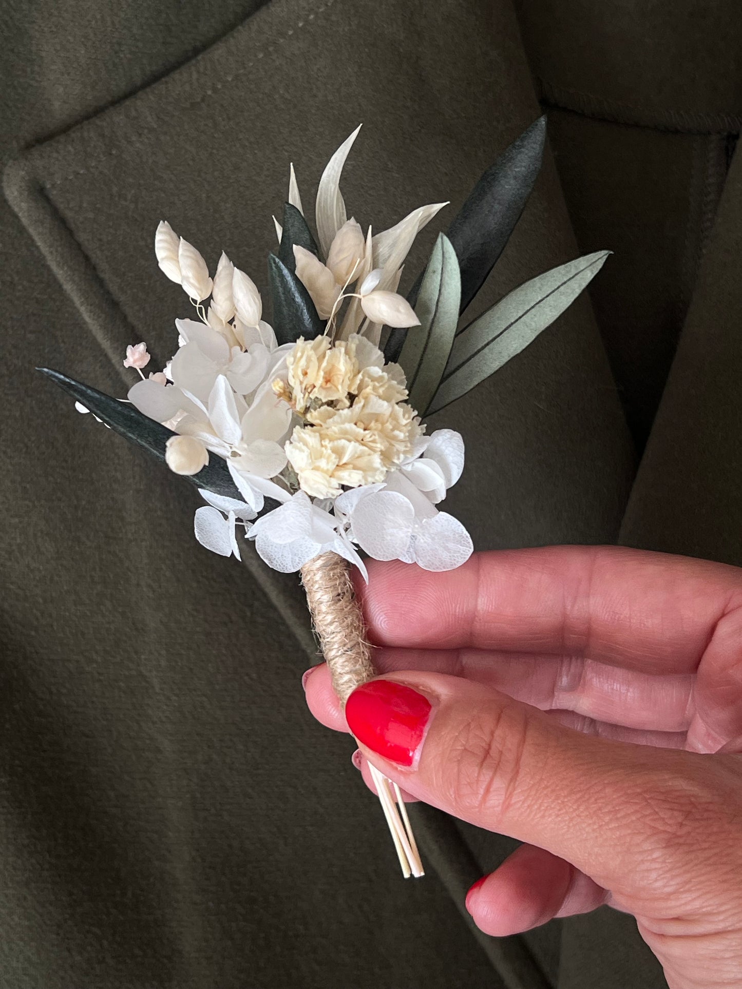 Preserved Olive Leaf Boutonniere, Ivory Green Dried Flower Buttonhole for Groom, Rustic Boho Wedding Corsage Flowers