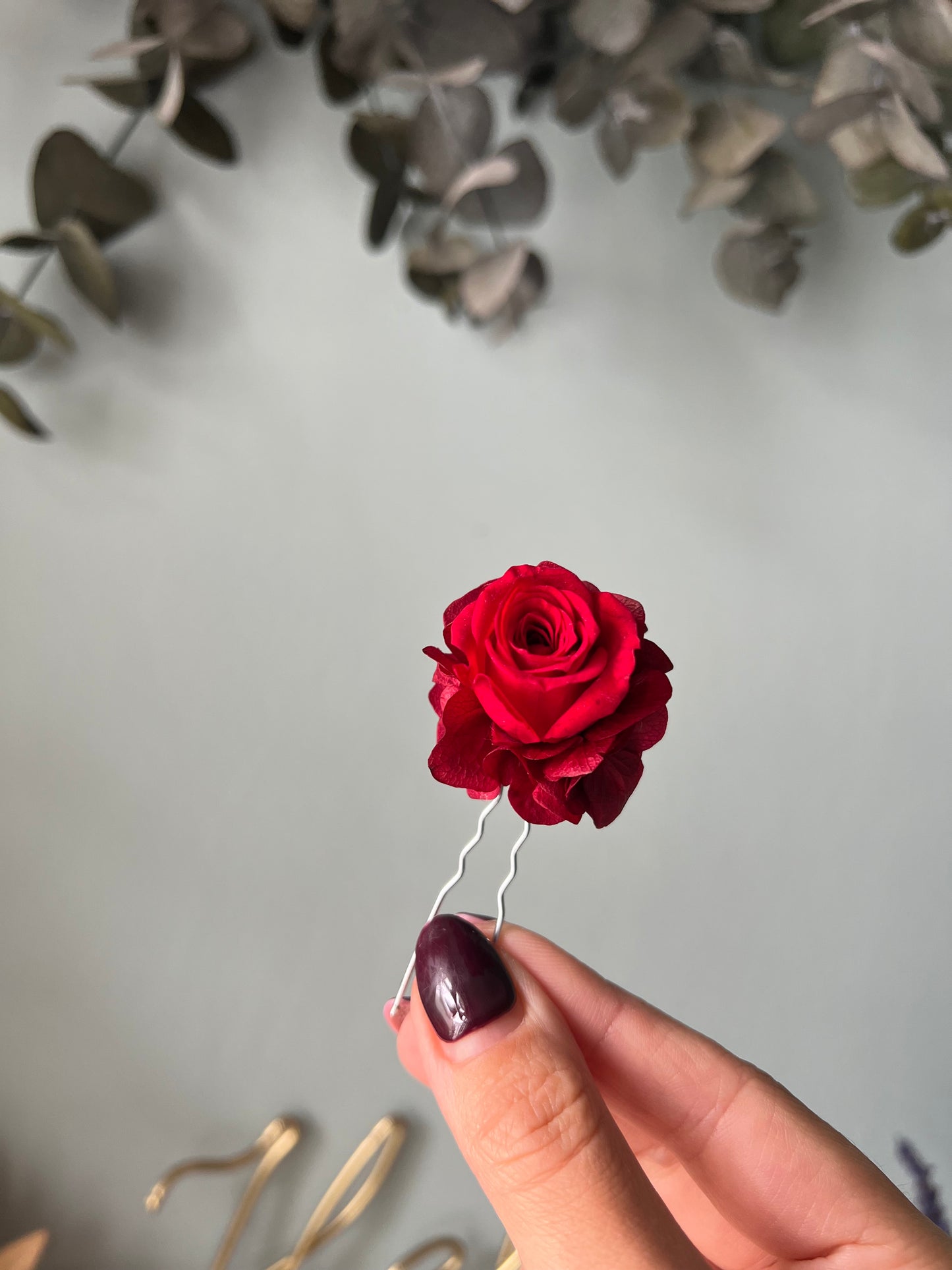 Red Rose Minimal Real Flower Hair Pins, Red Dried Flower Mini Hair Piece, Rose Wedding Hair Pin, Bridal Bridesmaids Flower Headpiece