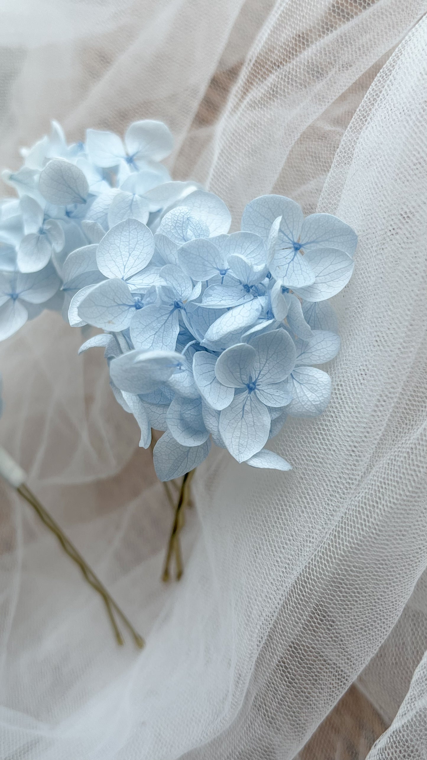 Light Blue Floral Hair Pins for Brides, Bridal Headpiece Something Blue Wedding Accessories