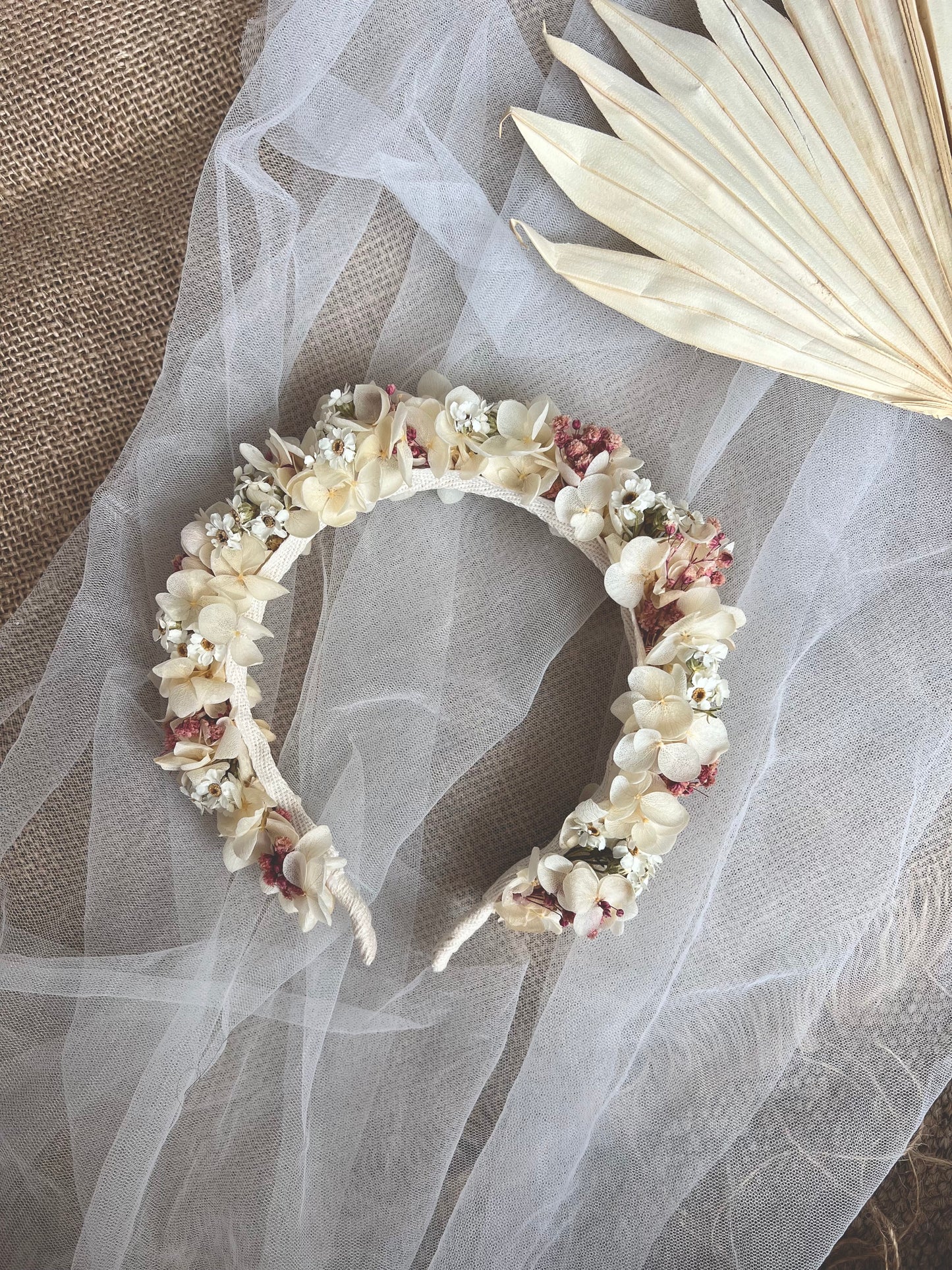 Boho Bridal Flower Crown, Whimsical Pastel Floral Headband, Summer Bridal Dried Flower Headpiece, Hydrangea Daisy Tiara for Brides