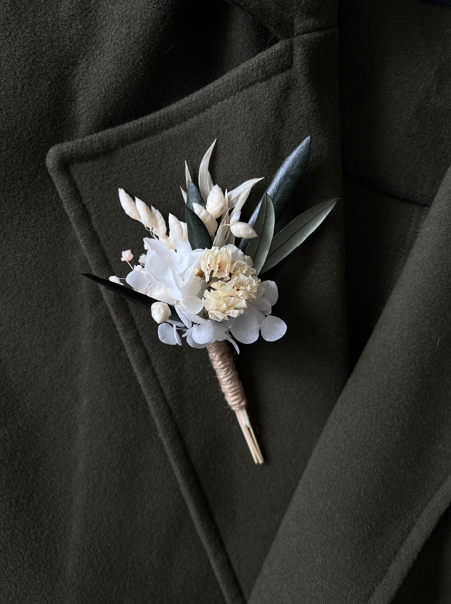 Preserved Olive Leaf Boutonniere, Ivory Green Dried Flower Buttonhole for Groom, Rustic Boho Wedding Corsage Flowers