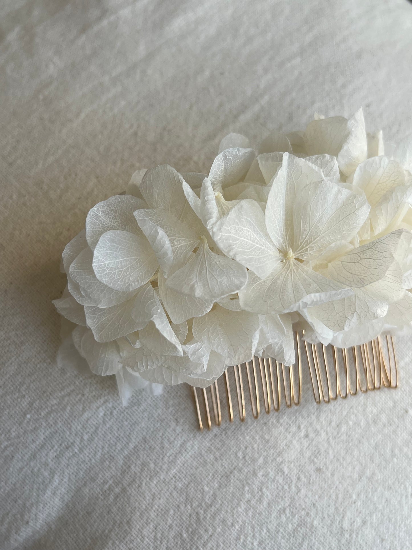 Boho Bridal Off White Ivory Dried Real Flower Hair Piece, Summer Wedding Romantic Bride Dry Flower Hair Comb, Floral Headpiece