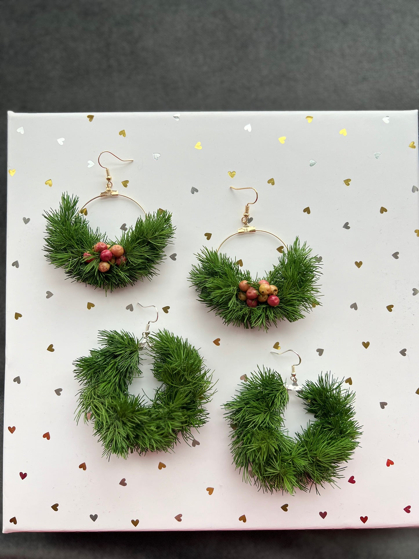 Festive Earrings Green Wreath, Everlasting Flowers Leaves Hoop Earrings for Christmas Look Gold Plated Silver Plated Drop Earrings Unique