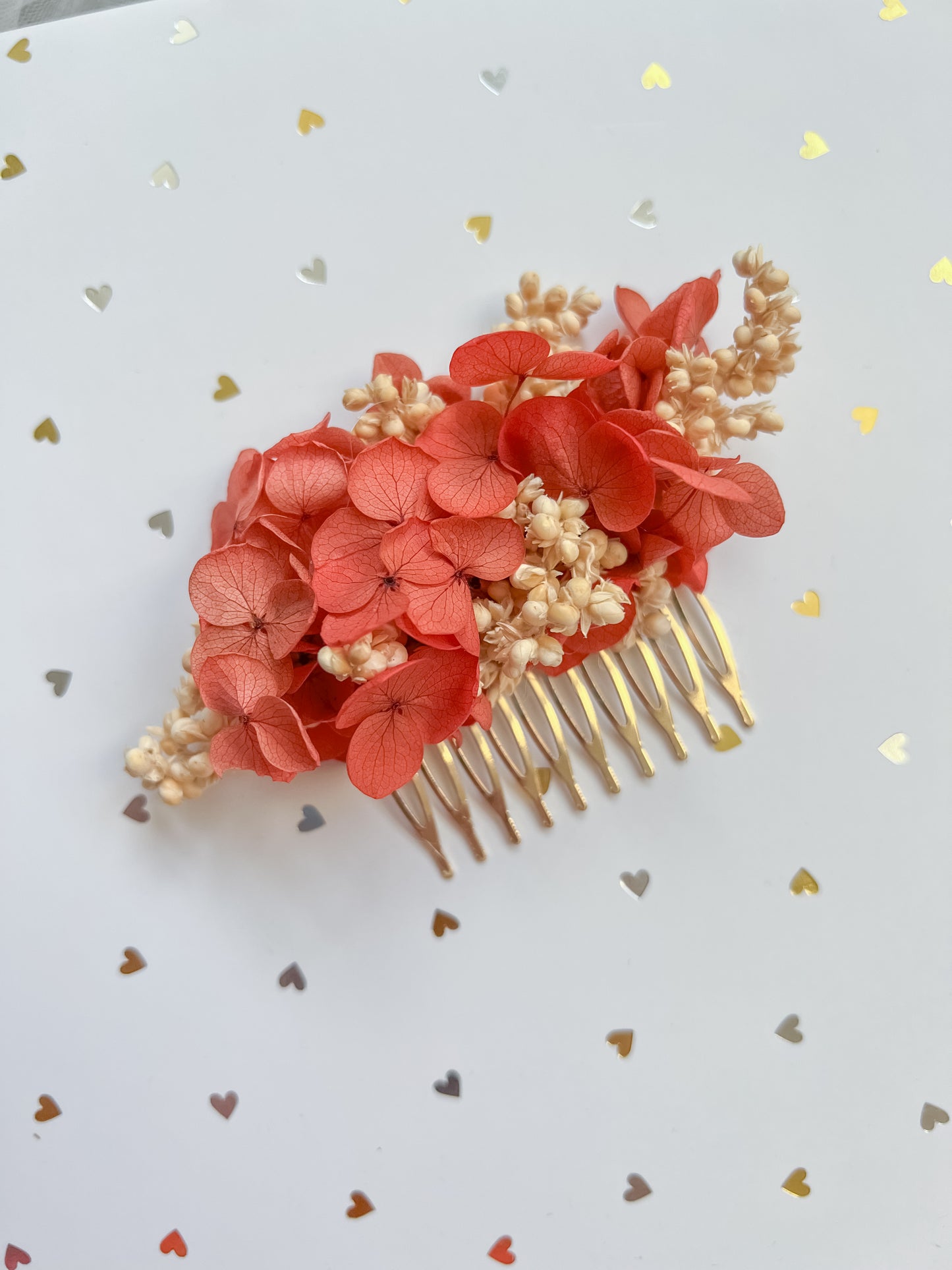 Coral Red Floral Comb, Bridal Flower Hair Accessories Red Orange Ivory, Minimalist Boho Wedding Hydrangea Hair Comb for Brides, Dried Flower