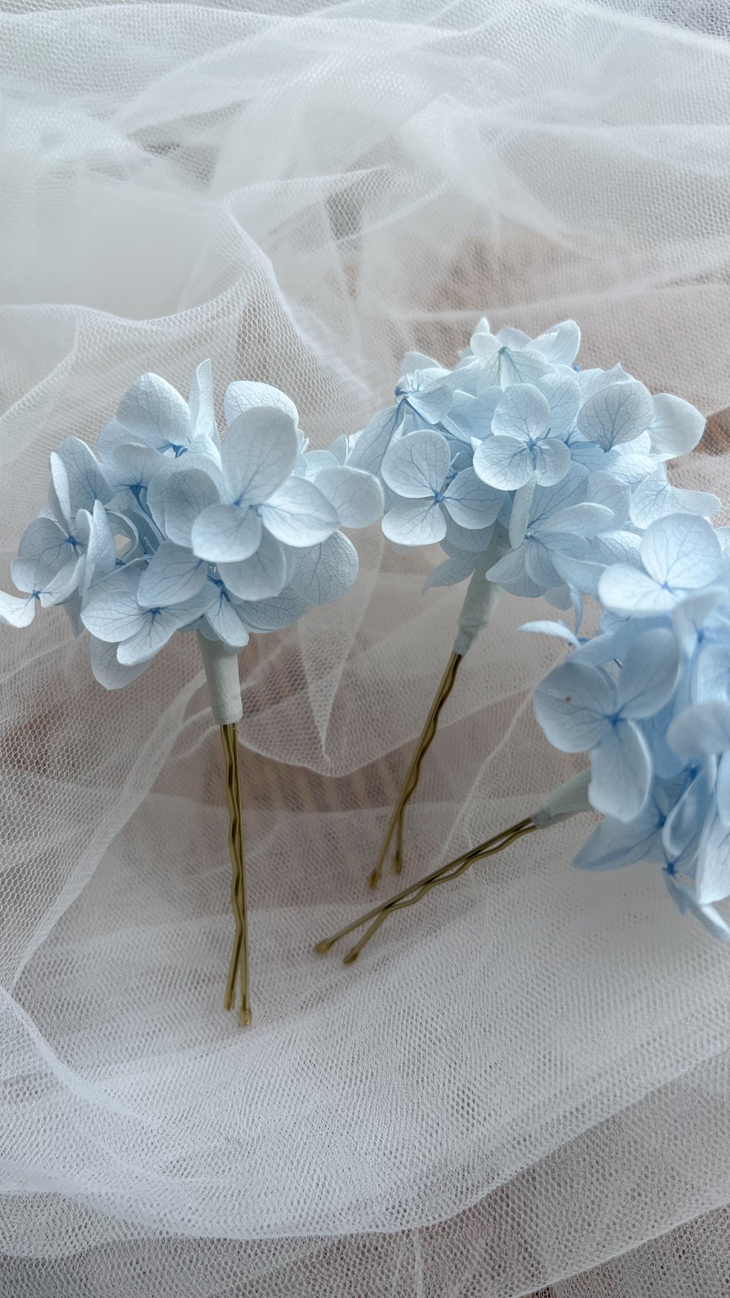 Light Blue Floral Hair Pins for Brides, Bridal Headpiece Something Blue Wedding Accessories