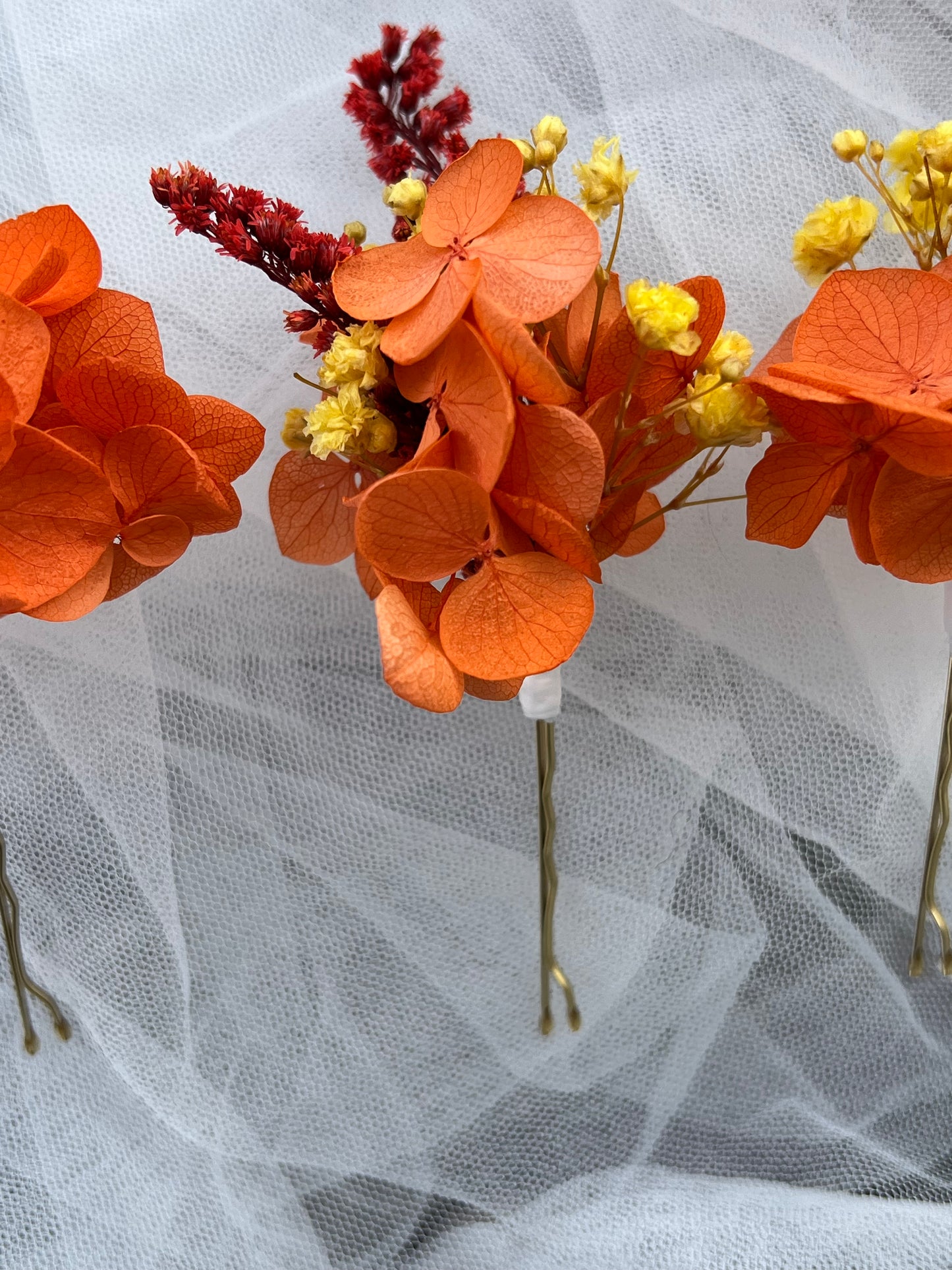 Bright Orange Floral Hair Pins, Autumnal Dried Flower Har Pins for Wedding, Bridal Hair Accessories for Fall Wedding