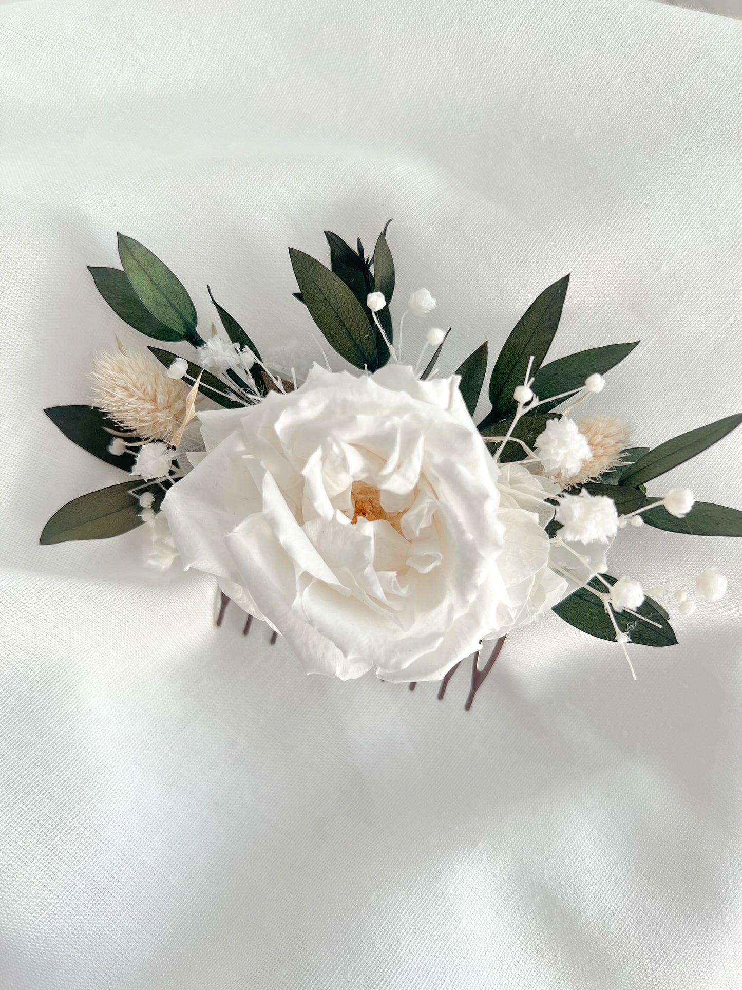 Wedding Hair Accessories, Bridal Dried Flower Comb with French Garden Rose, Babys Breath Gypsophila and Eucalyptus Leaves