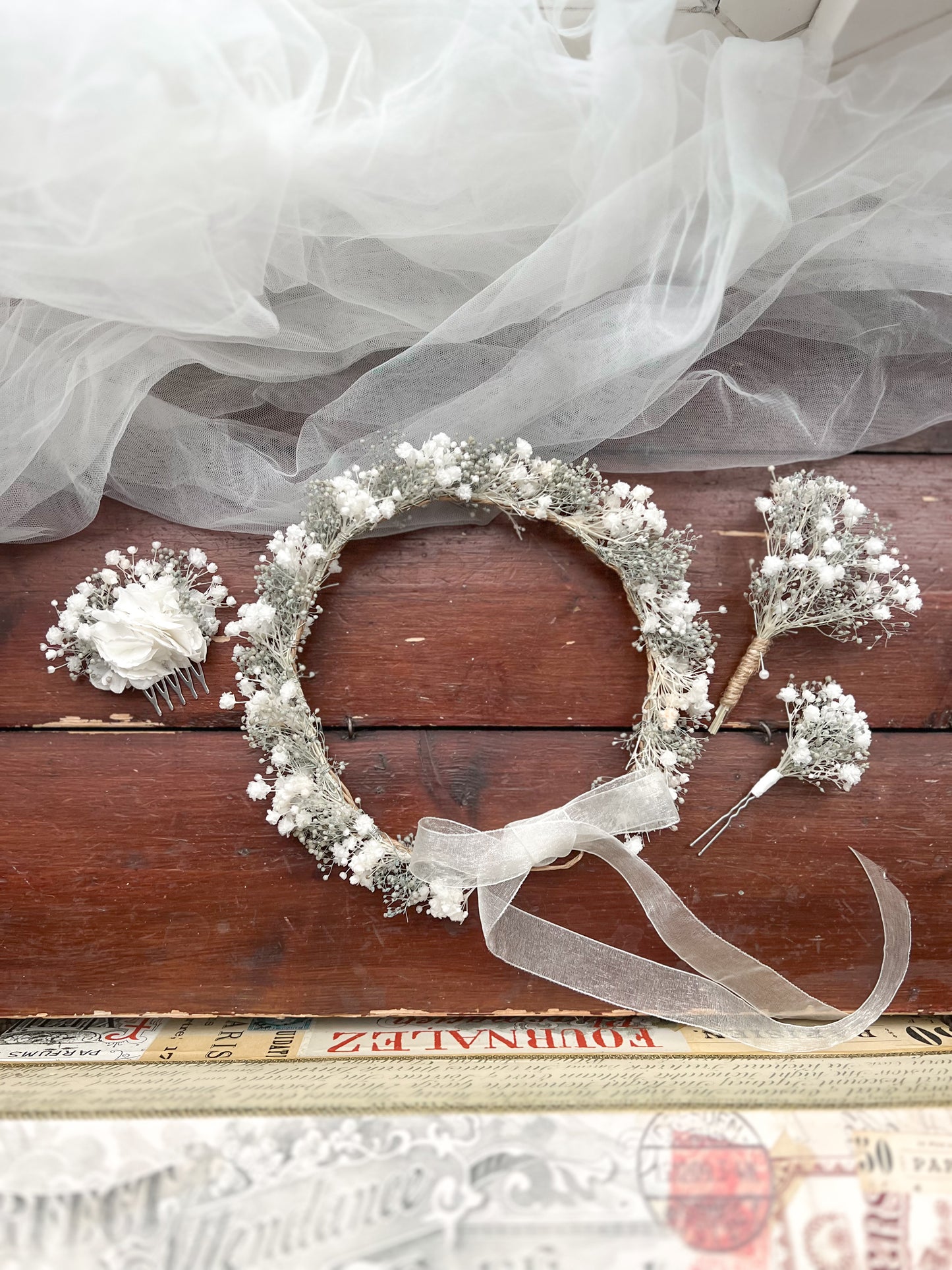 Preserved Gypsophila Headband White and Pale Blue Tiny Flower Crown and Wedding Flowers Set with Boutonniere, Babys Breath Hair Pins