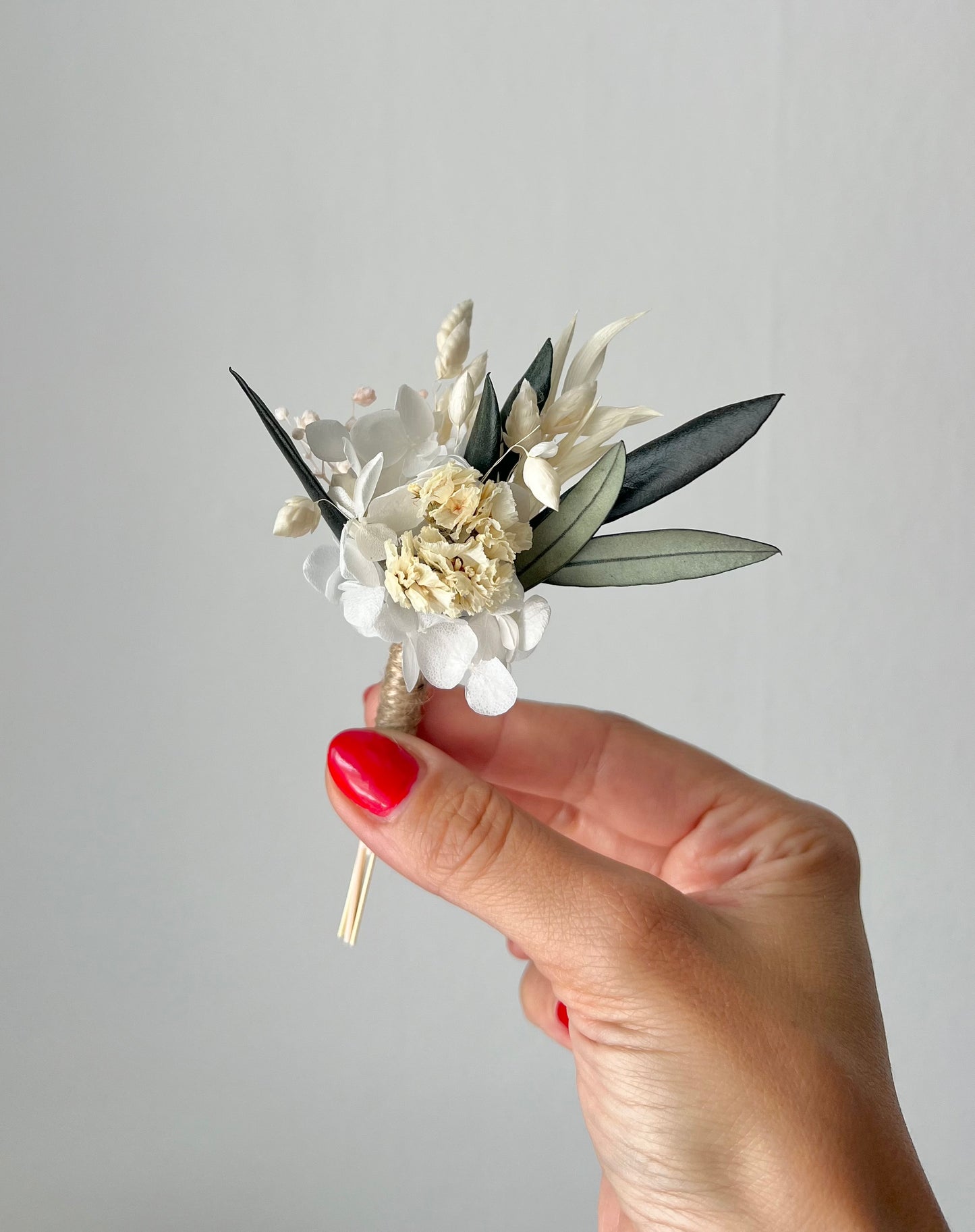 Preserved Olive Leaf Boutonniere, Ivory Green Dried Flower Buttonhole for Groom, Rustic Boho Wedding Corsage Flowers