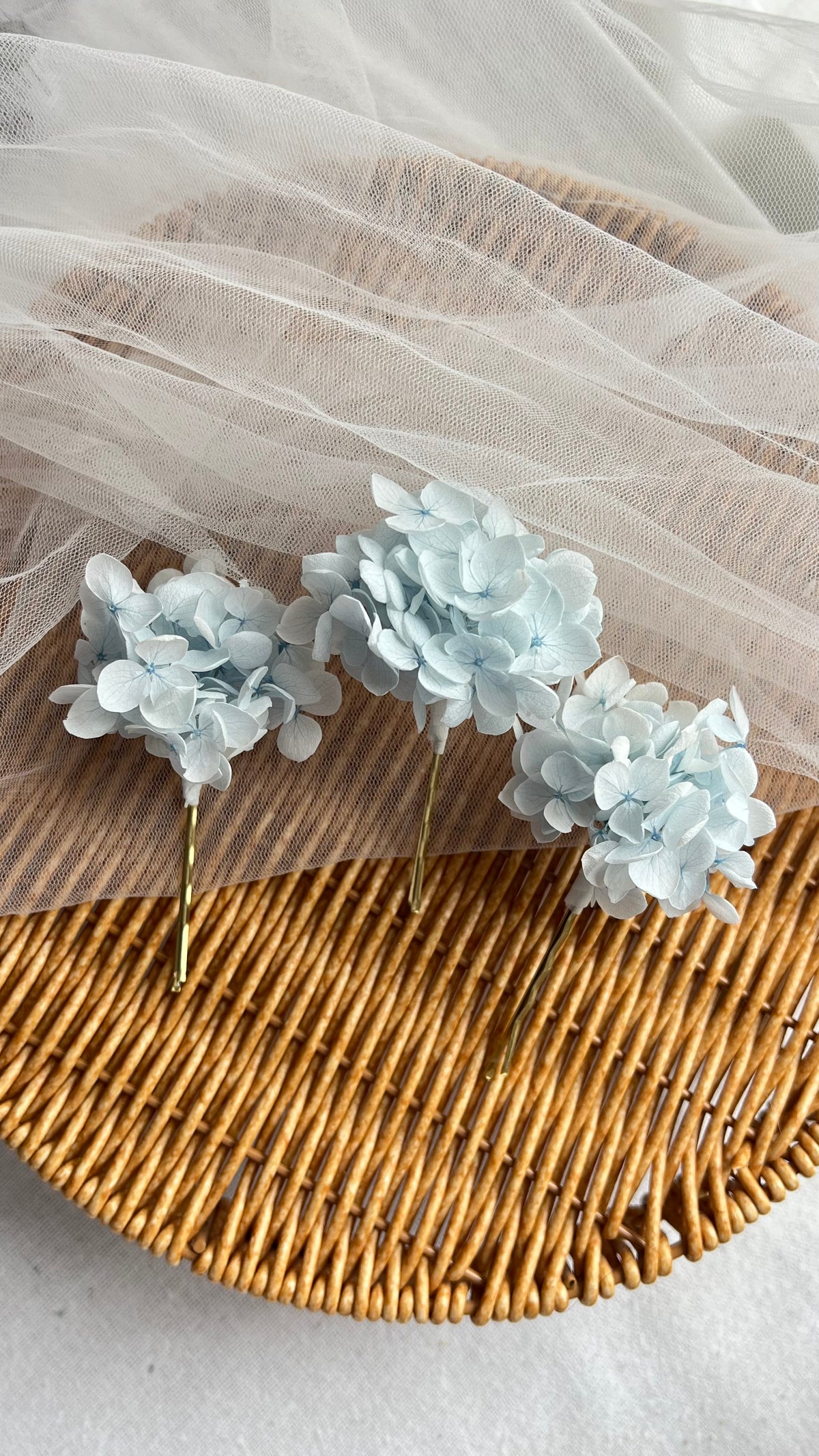 Light Blue Floral Hair Pins for Brides, Bridal Headpiece Something Blue Wedding Accessories