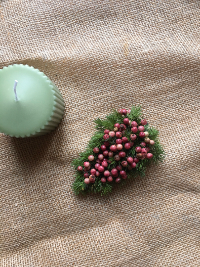 Handmade Christmas Gift, Preserved Christmas Tree Hair Accessories, Tree Hair Clip, Unique Pepper Tree and Preserved Mink Fern Leaves UK