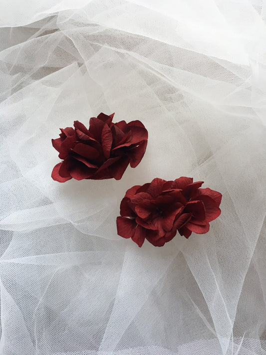 Dried Floral Hair Clip in Red Burgundy, Handmade Real Flower Hair Pins, Engagement Hair Comb, Red Preserved Hydrangea Hair Clip UK, Burgundy Flower Barrette UK