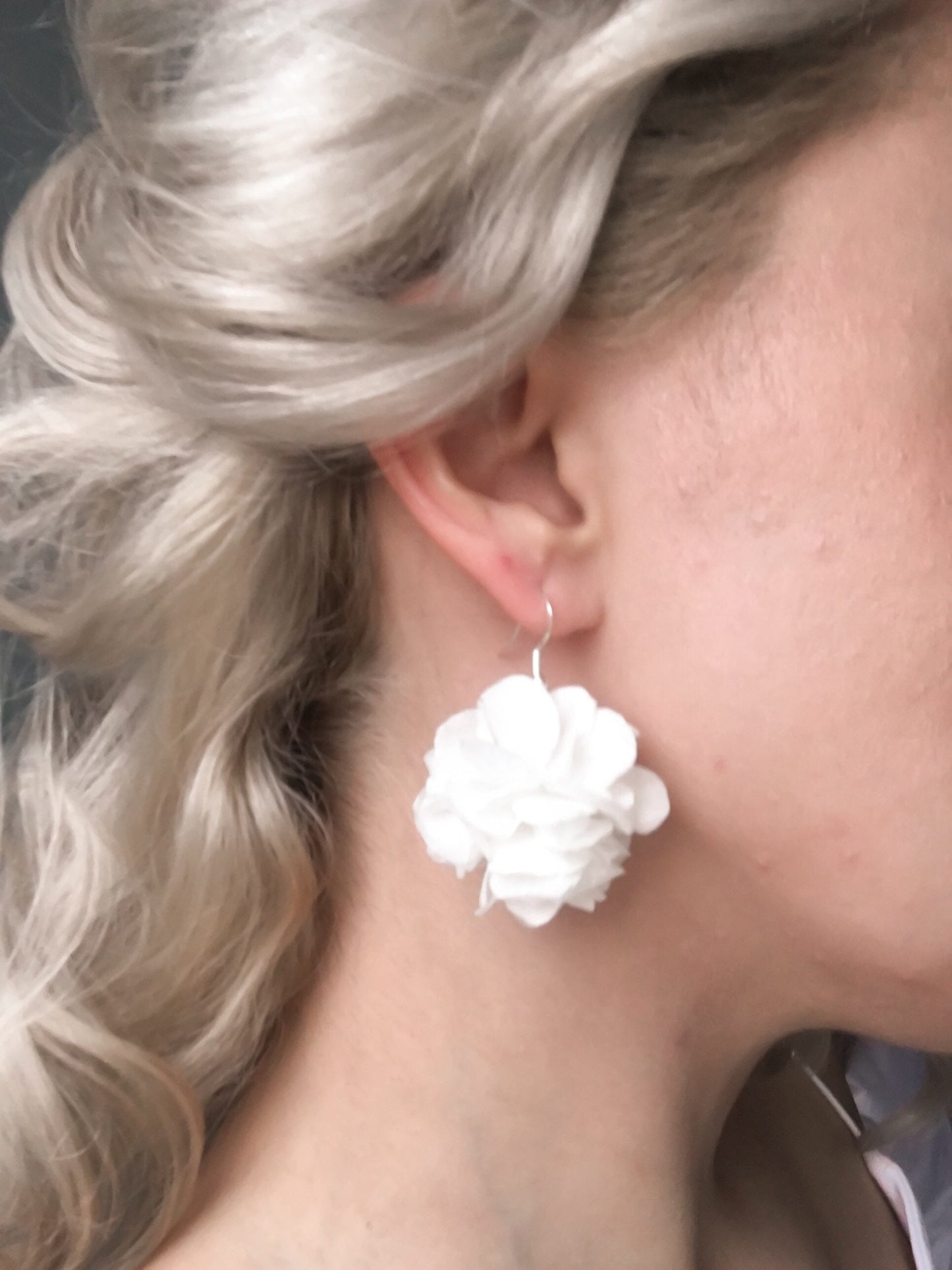 White Flower Drop Earrings, Minimal Boho Bridal Jewelry Handmade, Ivory Rustic Wedding Accessories, Preserved Hydrangea 925 Silver Earrings