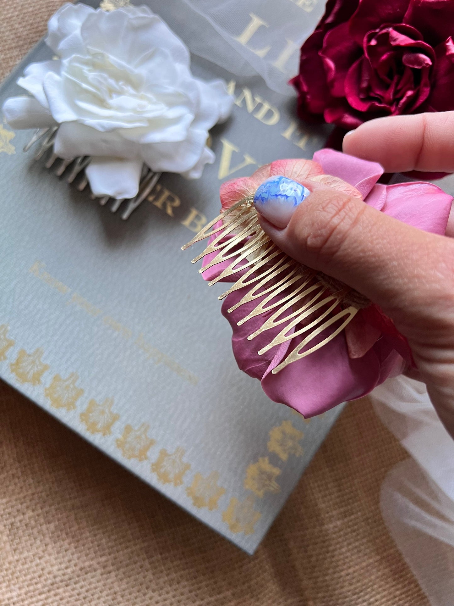 Big Rose Bridal Hair Comb White, Minimal Dried Flower Wedding Hair Piece, Boho Bridal Hair Pins Slides Burgundy Vintage Pink Gold Silver