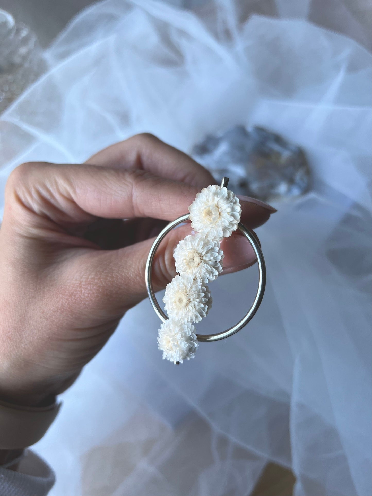 White Dried Flower Earrings, Silver Hoop Earrings, Real Floral Minimalist Earrings, Circle Wedding Earrings, Minimal Accessories
