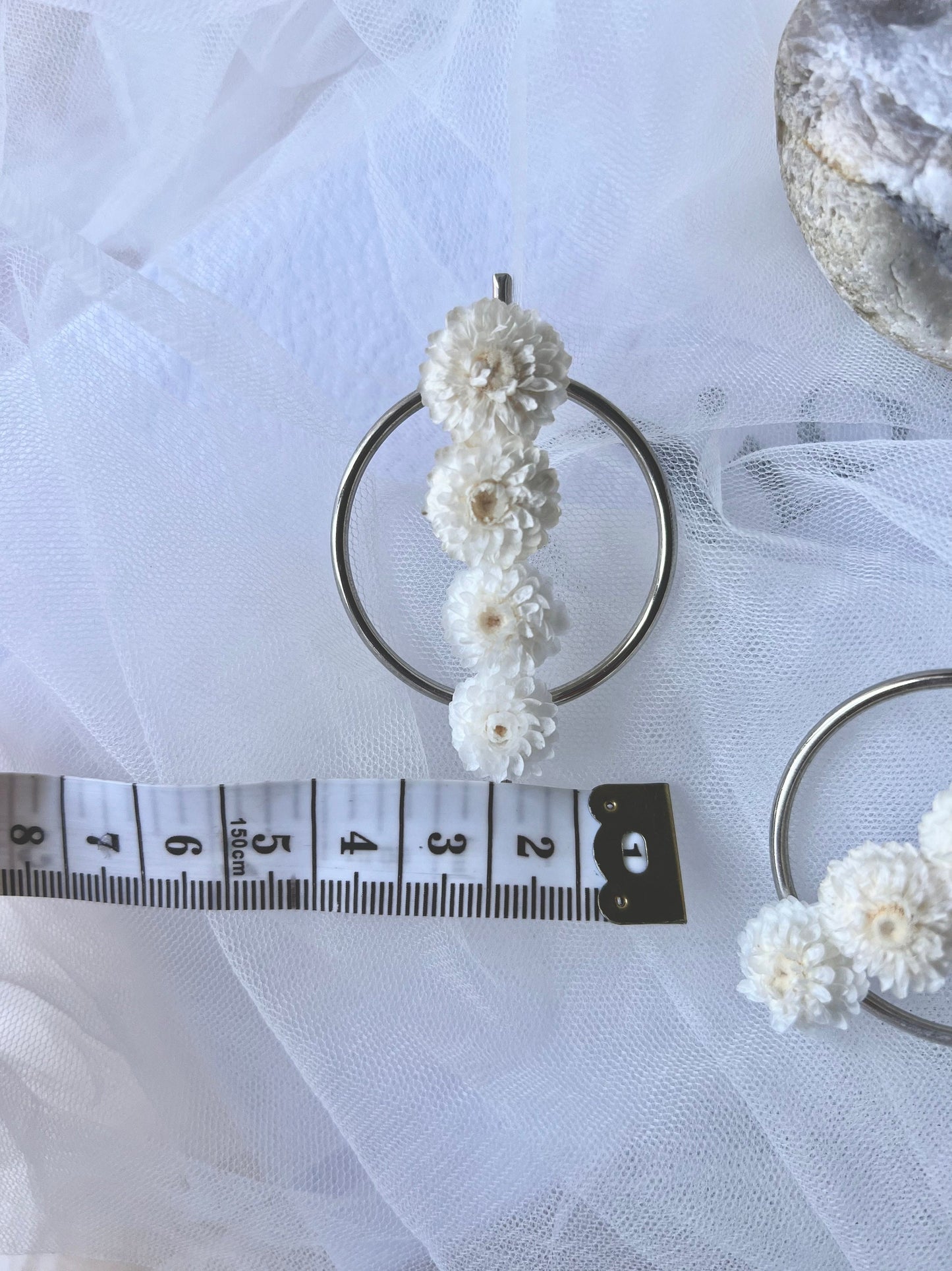 White Dried Flower Earrings, Silver Hoop Earrings, Real Floral Minimalist Earrings, Circle Wedding Earrings, Minimal Accessories