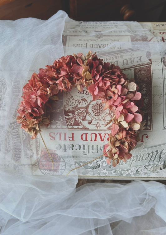 Boho Bridal Dusky Pink Flower Crown, Barn Wedding Hair Piece, Dried Flower Wreath Tiara Gold, Bridal Hair Accessories Hansmade Real Floral