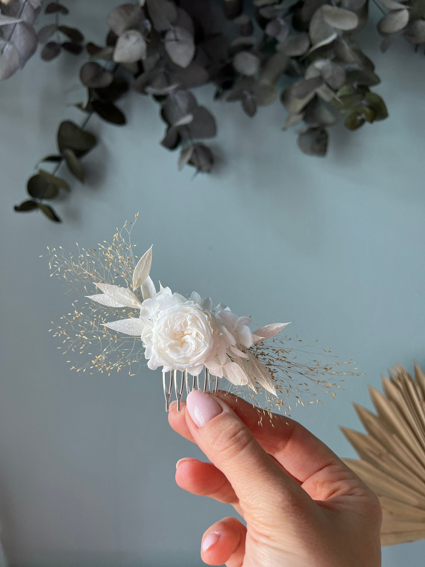 Bridal Minimal Garden Rose Hair Comb White, Minimalist Wedding Bridal Headpiece Dried Preserved Flower Comb, Boho Bride Hair Accessories UK