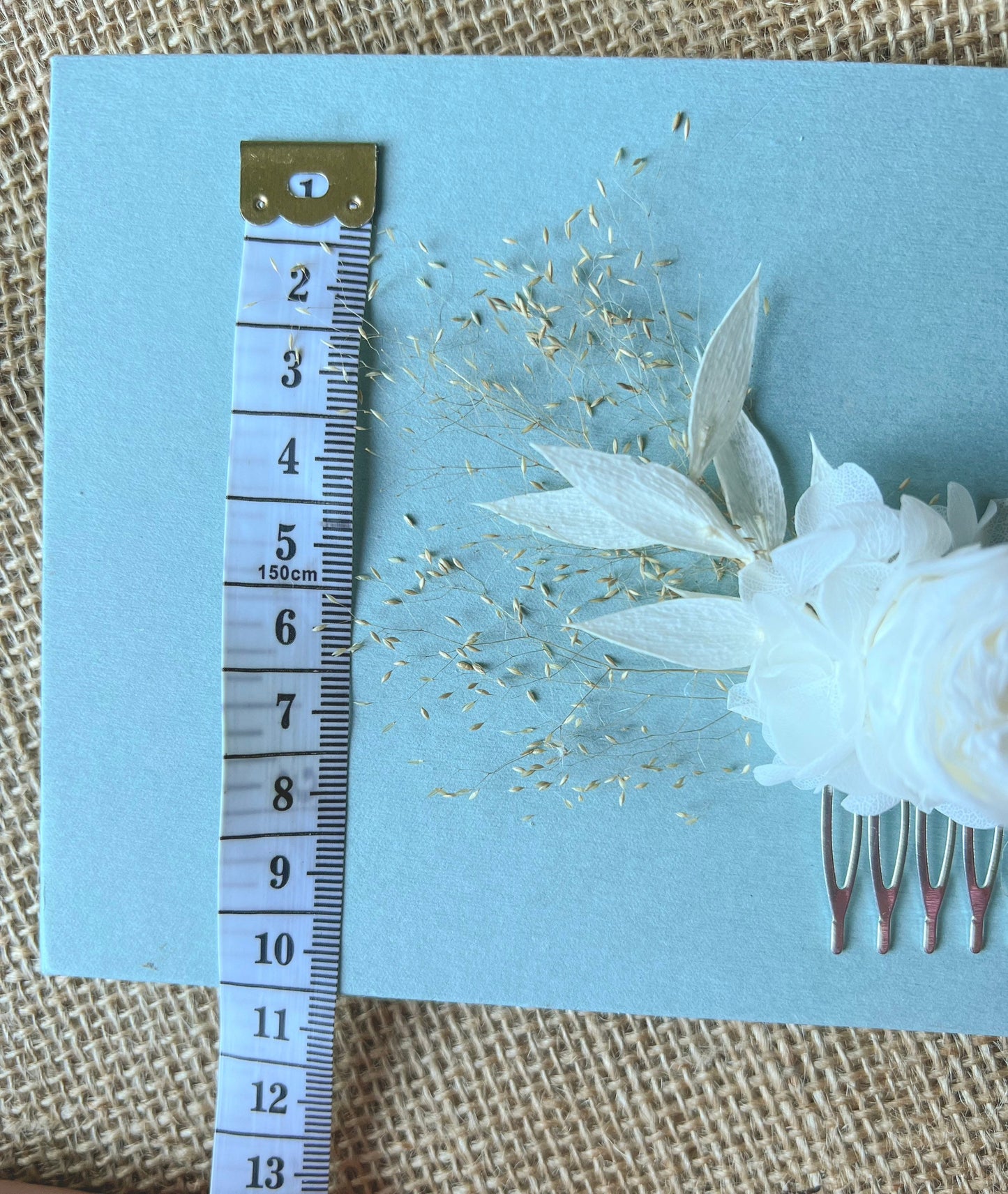 Bridal Minimal Garden Rose Hair Comb White, Minimalist Wedding Bridal Headpiece Dried Preserved Flower Comb, Boho Bride Hair Accessories UK